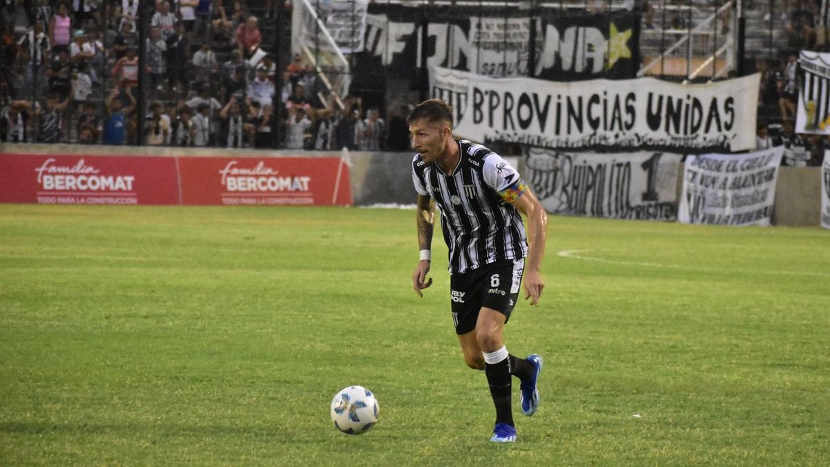 Franco Sbuttoni entiende el enojo de los hinchas de Gimnasia y Esgrima