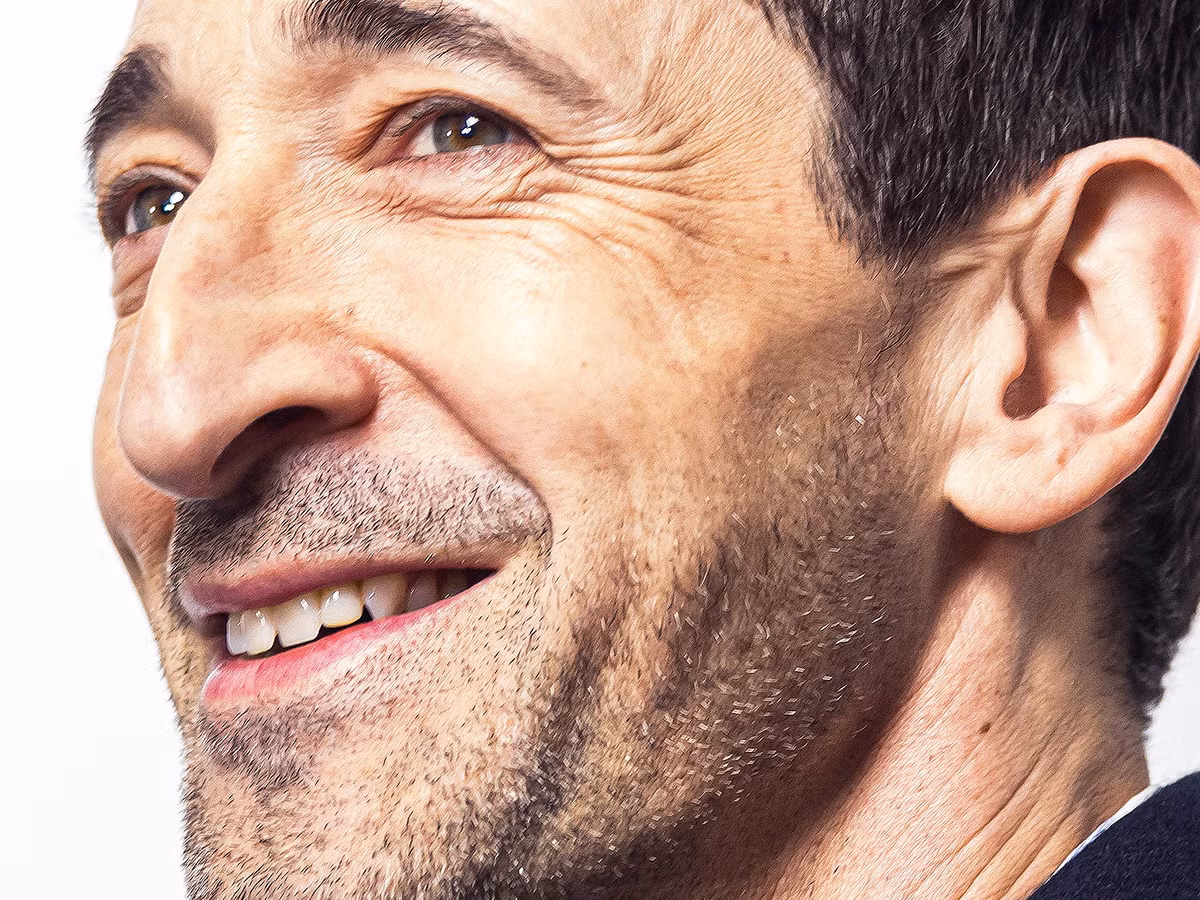 Adrien Brody triunfa con la película ganadora de 3 Premios Oscar