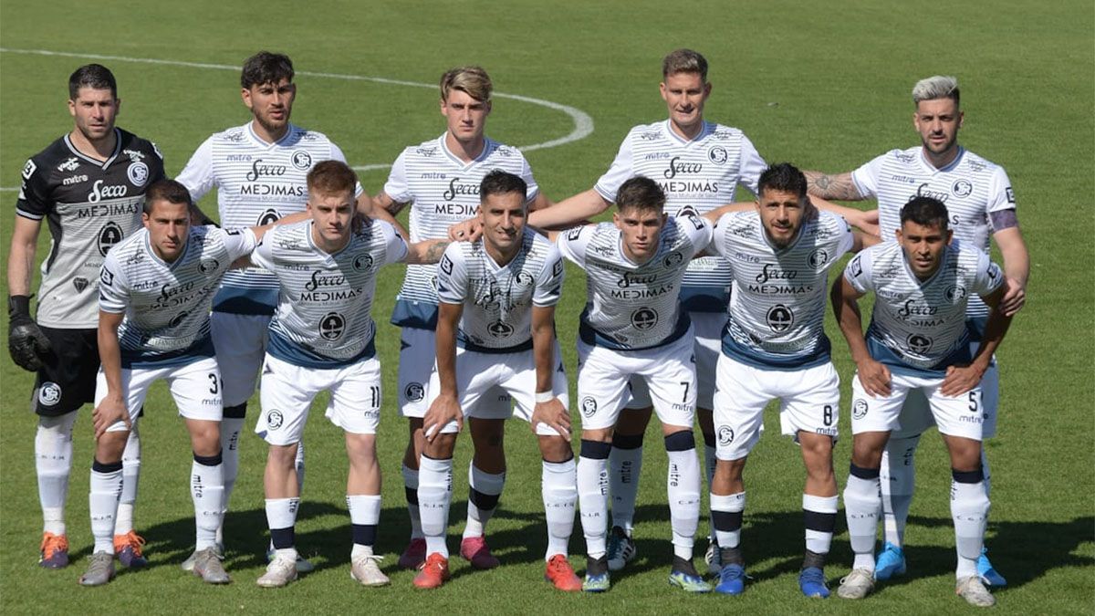 Independiente Rivadavia jugó mal y cayó ante Tristán Suárez