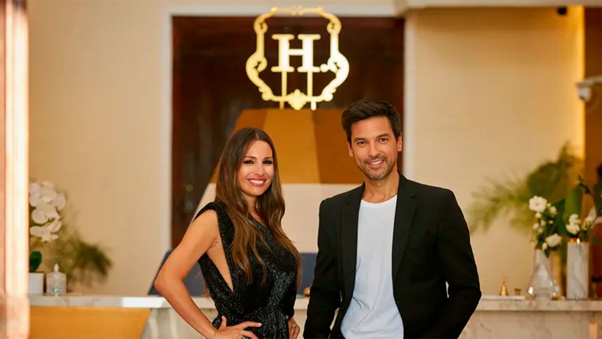 El hotel de los famosos es conducido por Pampita y el Chino Leunis.