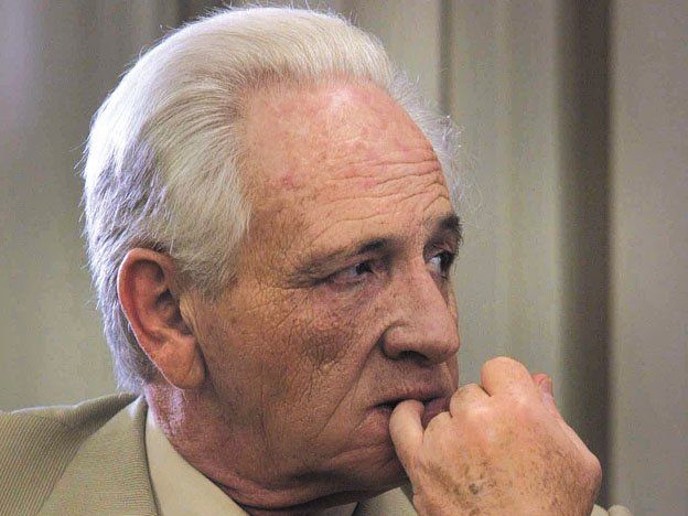 El caso Böhm reaviva debate por cargos perpetuos