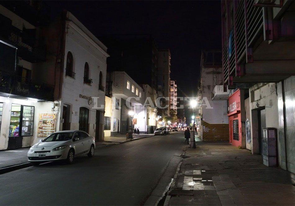 Un nuevo asesinato a lo George Floyd salpica a la policía de Tucumán