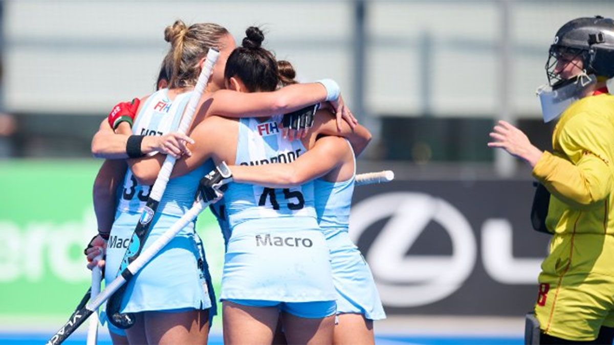 Las leonas apabullaron a España.