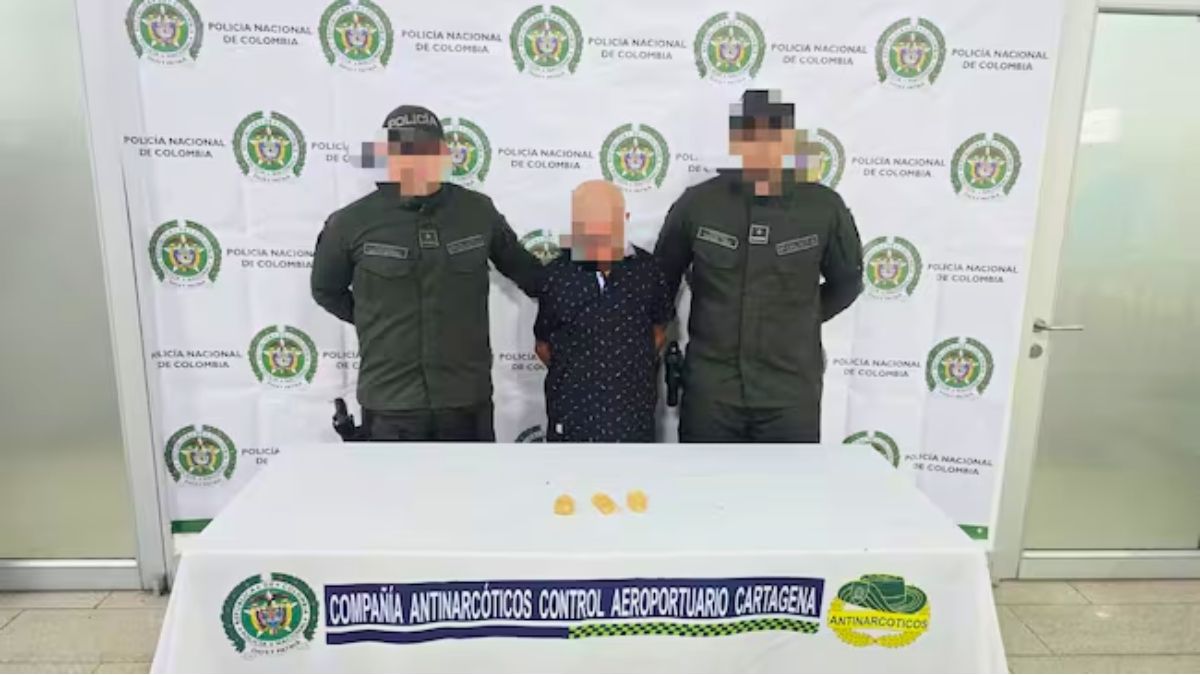 El hombre tenía 20 cápsulas de cocaína en su estómago.