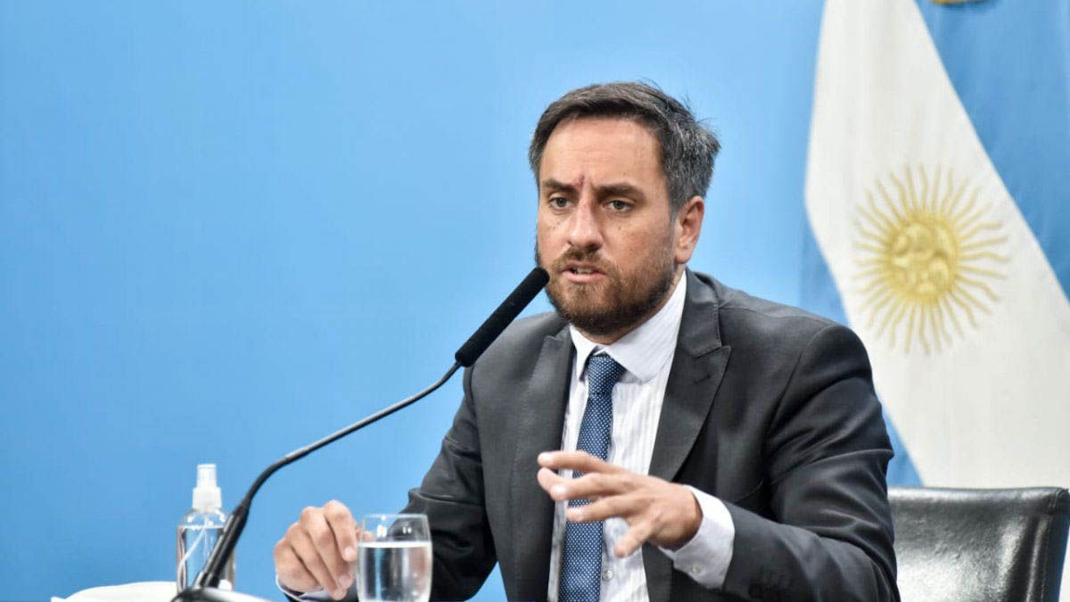 El ministro de Ambiente y Desarrollo de la Nación, Juan Cabandié, llega este viernes a Mendoza y se quedará hasta el sábado.