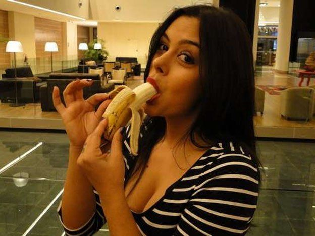 Larissa apoyó a Dani Alves de una manera muy particular