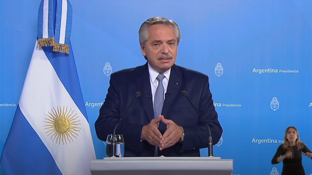 La noticia del aumento de las retenciones llegó horas después del mensaje grabado que emitió este viernes Alberto Fernández. 
