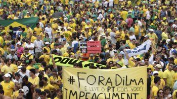 Magra asistencia en la marcha para expulsar a Dilma Rousseff del poder en Brasilia