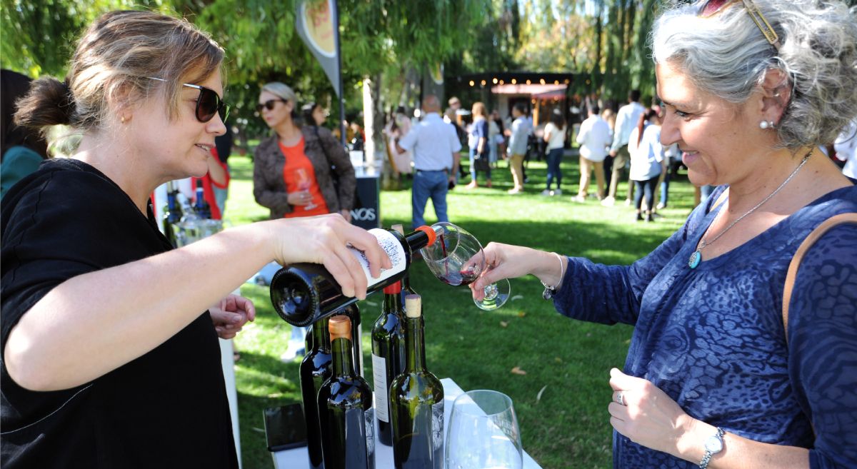 Una nueva propuesta para impulsar la vitivinicultura local: una feria de vinos en Luján de Cuyo, con la mujer como objetivo y protagonista.