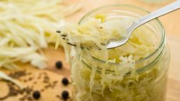 El chucrut, que se hace con una receta muy simple, es especial para acompañar todo tipo de carnes y milanesas. El chucrut, que se hace con una receta muy simple, es especial para acompañar todo tipo de carnes y milanesas.