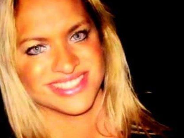 Denunció que no la dejaron entrar a un boliche por ser transexual