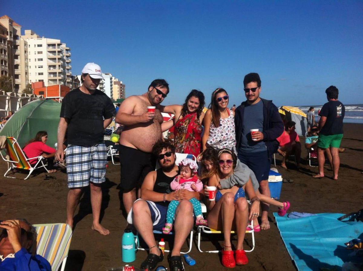 Algunos de los hermanos Bianchi junto a parejas e hijos. Algunos de los hermanos Bianchi junto a parejas e hijos.