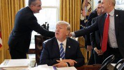 Un turbio e incomprensible tuit de Trump provocó una ola de memes