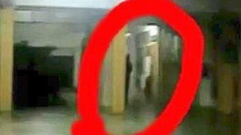 Cerraron una escuela por tres días por la aparición de un fantasma con características de vampiro