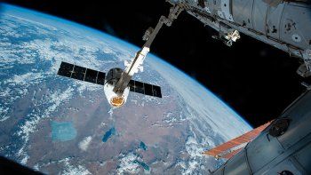 La nave Dragon de SpaceX inició el regreso de la Estación Espacial