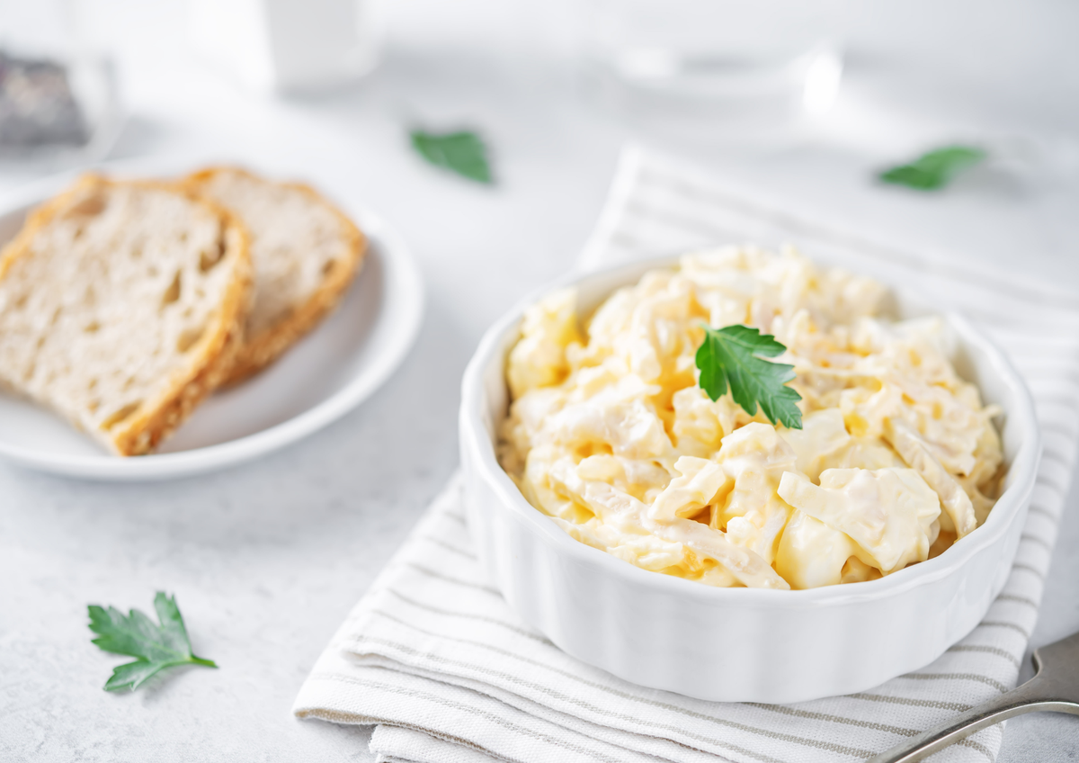 No siempre es fácil lograr la emulsión en la mayonesa. No siempre es fácil lograr la emulsión en la mayonesa.