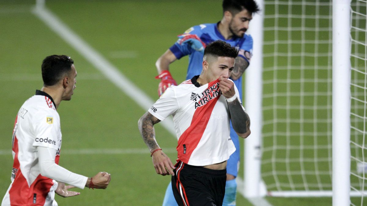 River superó 2-0 a Vélez, en el Monumental