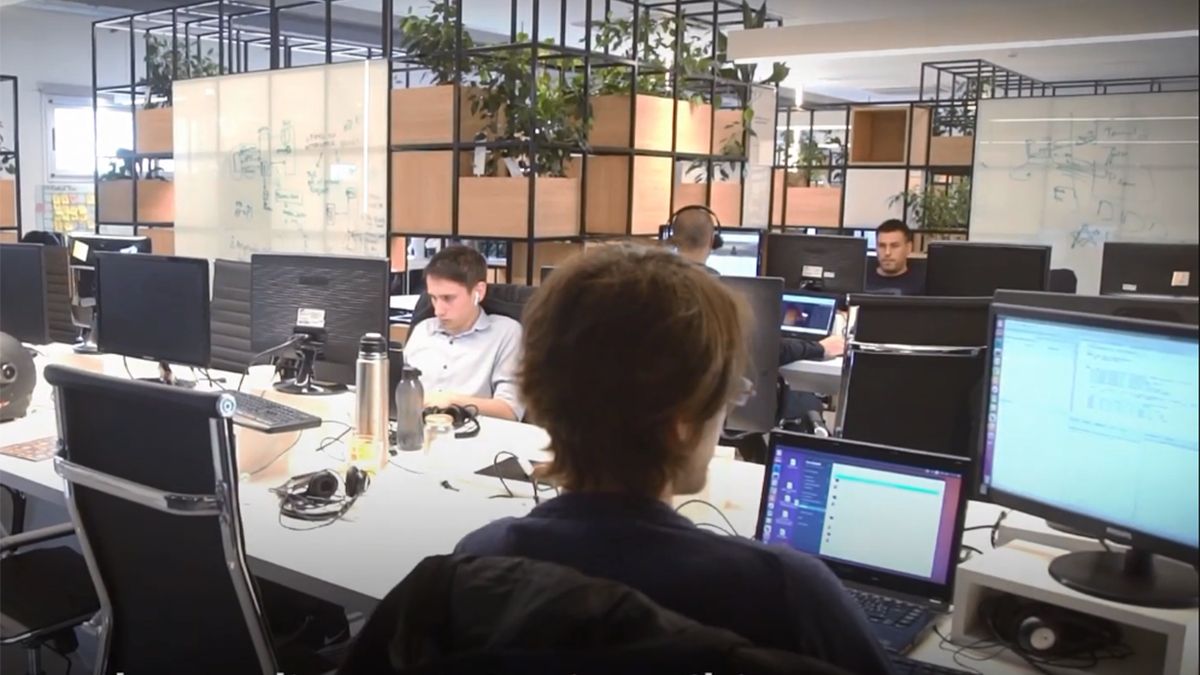 El plan buscará alcanzar la capacitación este año de 10.000 trabajadores, asistir a 15.000 empresas en la implementación de los nuevos recursos.