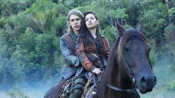 Está en Prime Video, tiene 10 episodios y es una serie inspirada en una exitosa trilogía