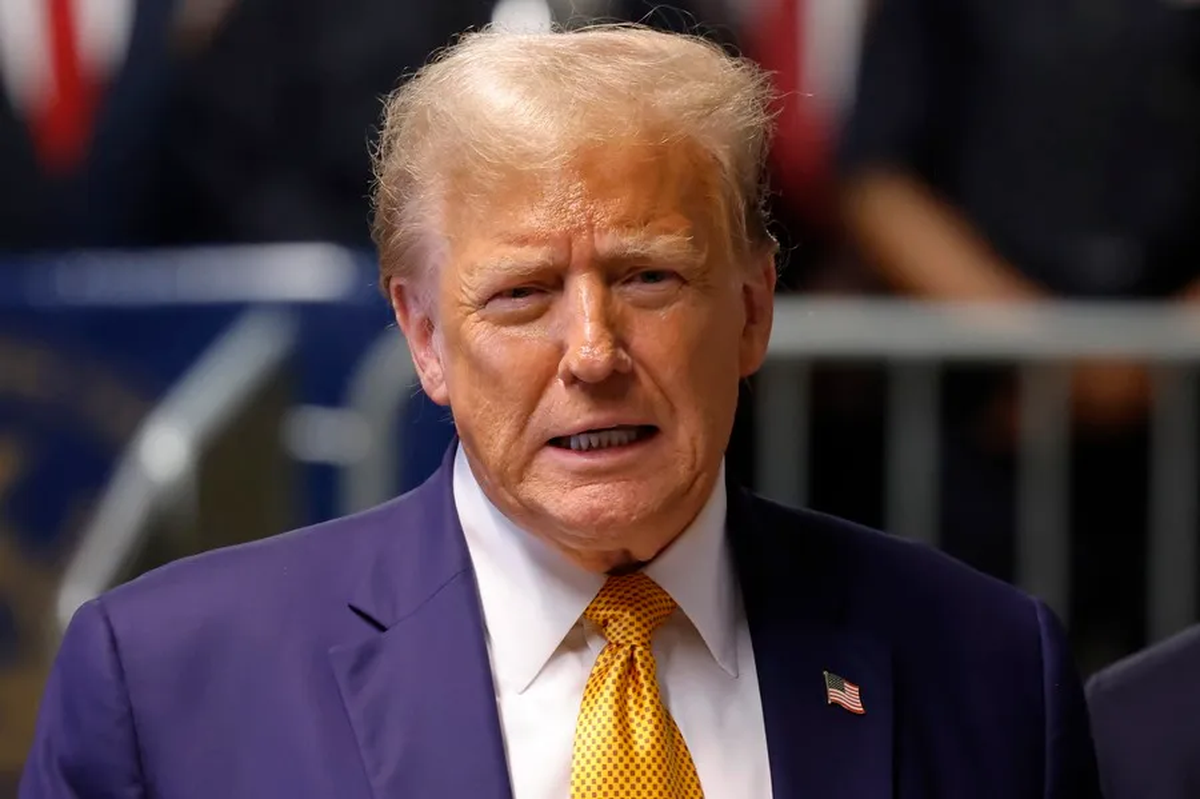 Donald Trump desestabilizó el esfuerzo bipartidista respaldado por el presidente de la Cámara, Mike Johnson. Donald Trump desestabilizó el esfuerzo bipartidista respaldado por el presidente de la Cámara, Mike Johnson.