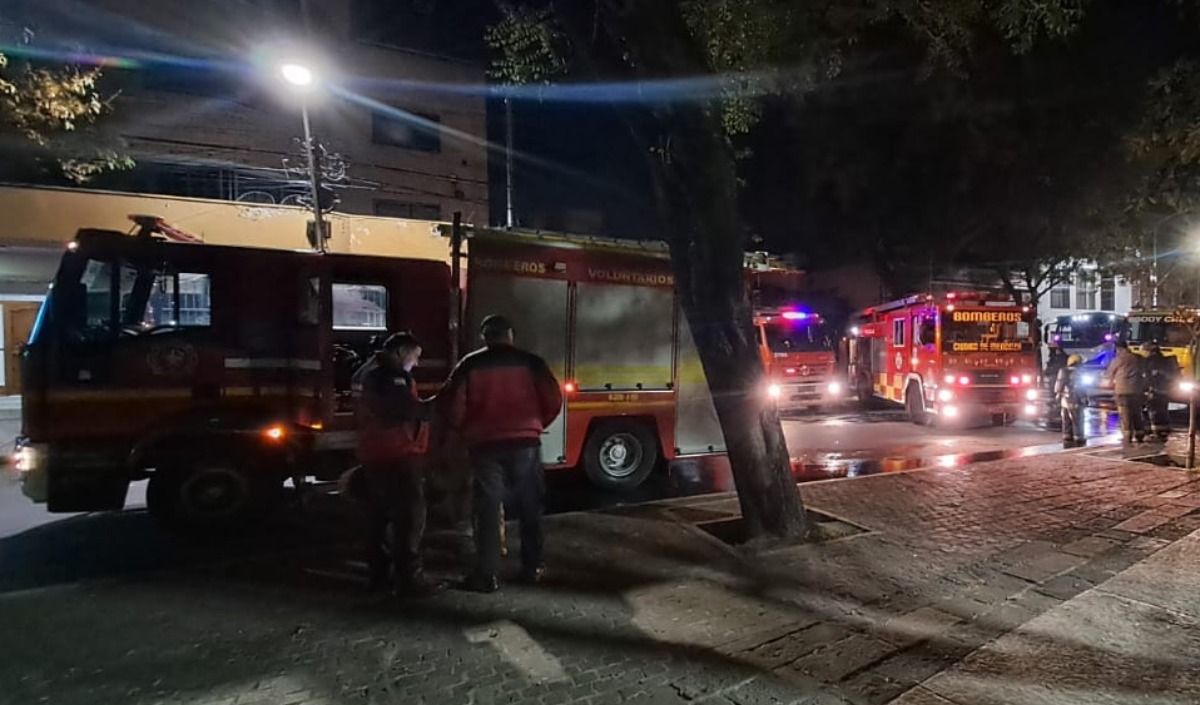 Varias dotaciones se hicieron presentes en el lugar.