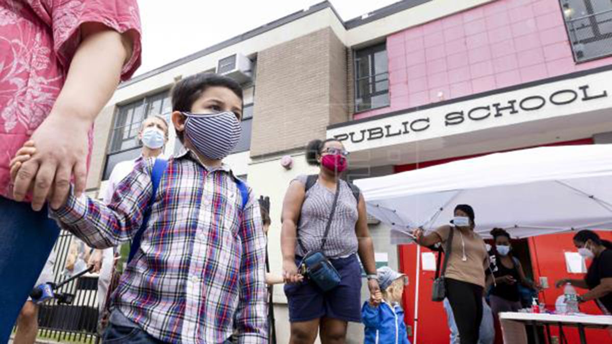 Coronavirus: Nueva York vuelve a postergar el regreso a las clases presenciales