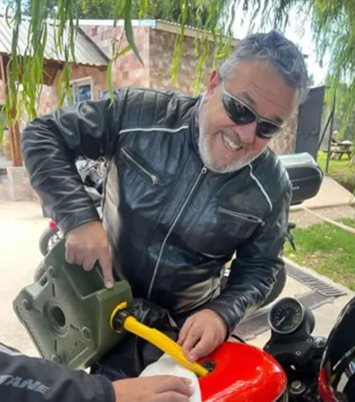 Renato Di Fabio, quien murió este miércoles en un accidente en la montaña, amaba las motos.