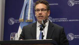 El Cepo hasta U$S 200 por mes seguirá hasta diciembre