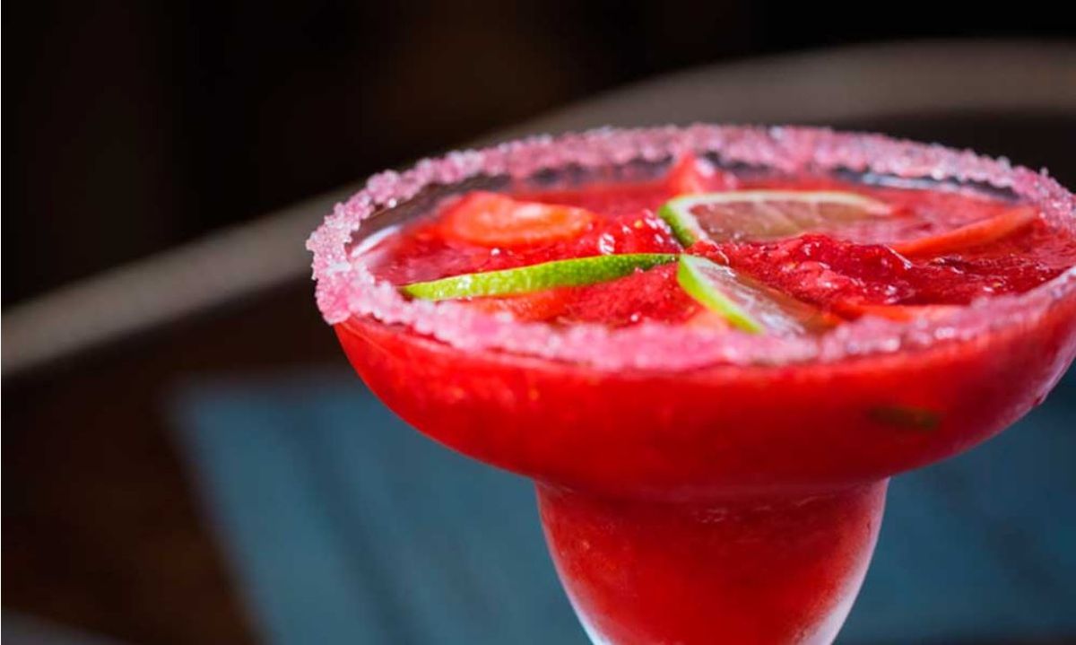 Receta del Daiquiri. Cómo preparar Daiquiri, un trago ideal para tomarlo acompañado. Receta del Daiquiri. Cómo preparar Daiquiri, un trago ideal para tomarlo acompañado.
