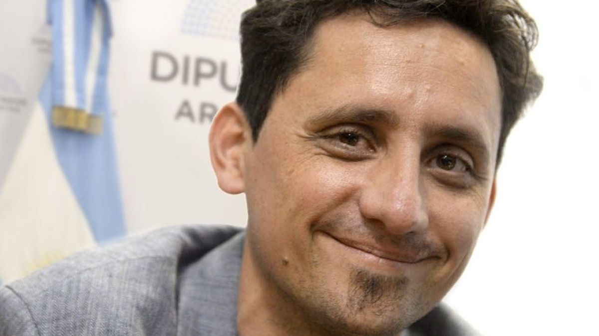 Ramiro Ghigliazza, el santafesino que encaró la gran obra de recrear con técnicas digitales y fotográficas los rostros de los próceres argentinos y latinoamericanos.