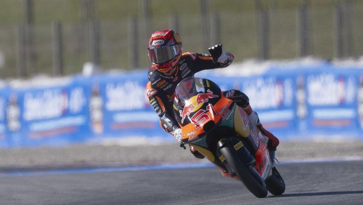 Brian Uriarte se dio el gustazo de ganar el Gran Premio de Italia en Moto3. Brian Uriarte se dio el gustazo de ganar el Gran Premio de Italia en Moto3.