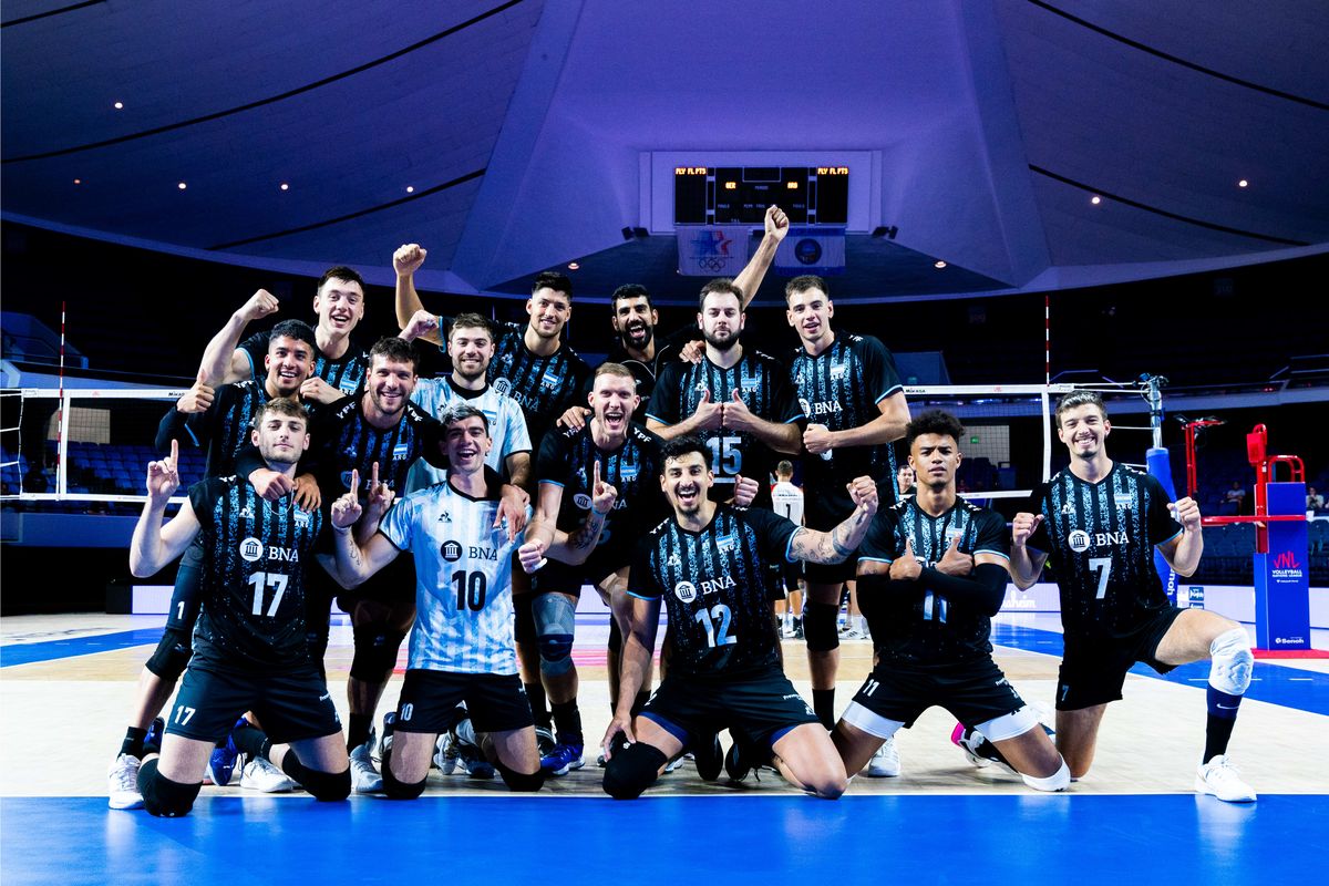 Agustín Loser lidera a Argentina en una histórica actuación en la Liga de Naciones de vóley