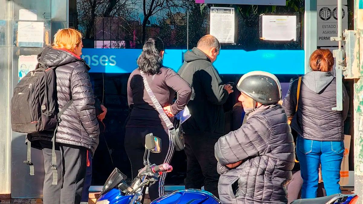 ANSES sorprendió a todos los pensionados con el calendario de pagos de junio 2025