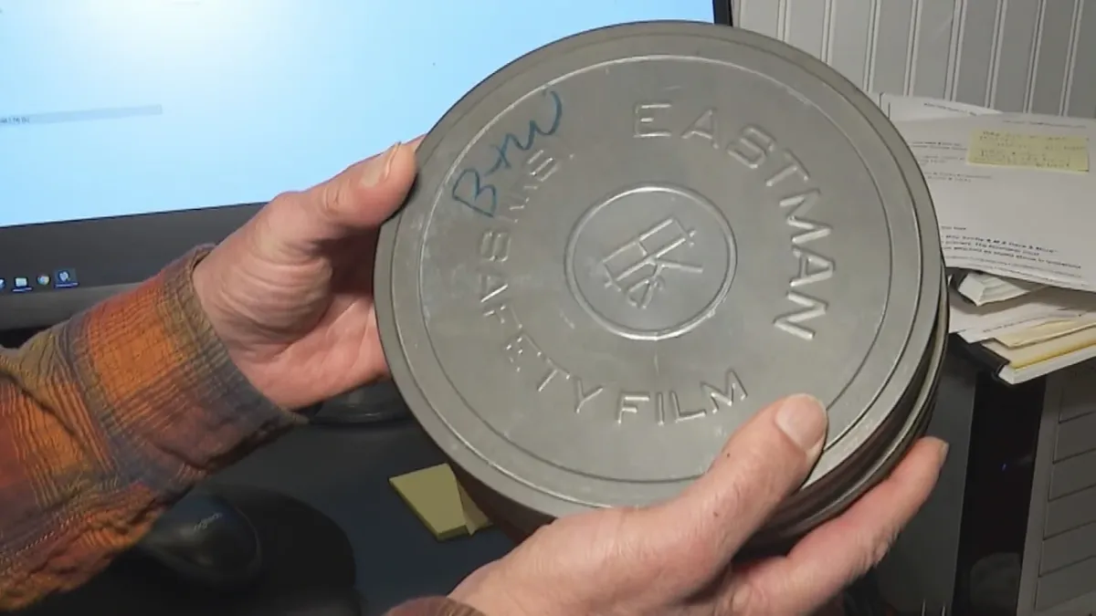 El descubrimiento trajo a la luz una película perdida durante 100 años. El descubrimiento trajo a la luz una película perdida durante 100 años.