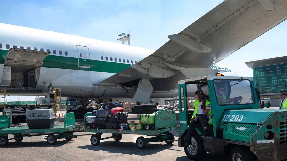 El servicio de rampa ya no será exclusivo de Intercargo. El gobierno autorizó a Flybondi para el servicio.