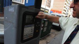 La Asociación Empresaria dice que podría ser positivo reducir el horario del estacionamiento medido