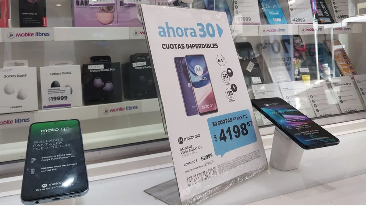 Teléfonos celulares importados pagarán menos aranceles e impuestos internos.