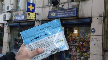 Uruguay creará nuevas formas de venta de marihuana legal