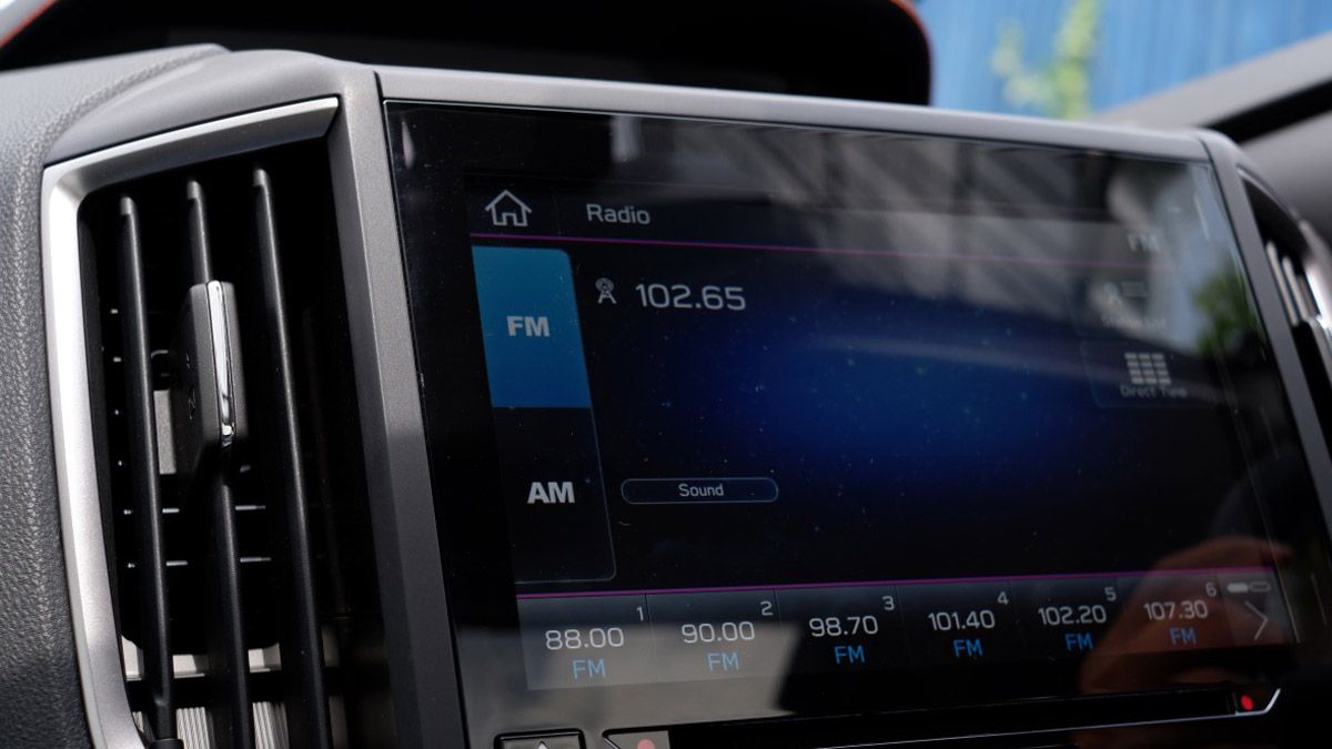 Pidieron que la radio AM sea obligatoria en los autos, para que los fabricantes automotrices no la eliminen en los vehículos eléctricos