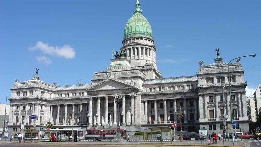 Dos empleados de limpieza del Congreso dieron positivo y ya fueron aislados