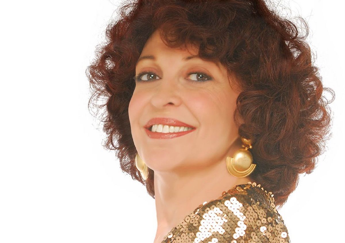  Gabriela Acher llega con su nuevo unipersonal a Mendoza ¿Qué hace una chica como yo en una edad como esta?