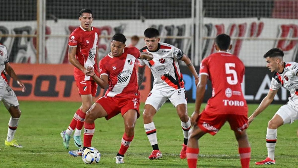 Deportivo Maipú empató con Patronato y salió de la zona de descenso