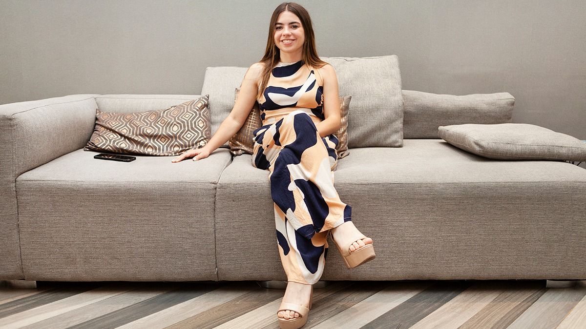 Ana Laura subraya que tiene grandes proyectos para su reinado.