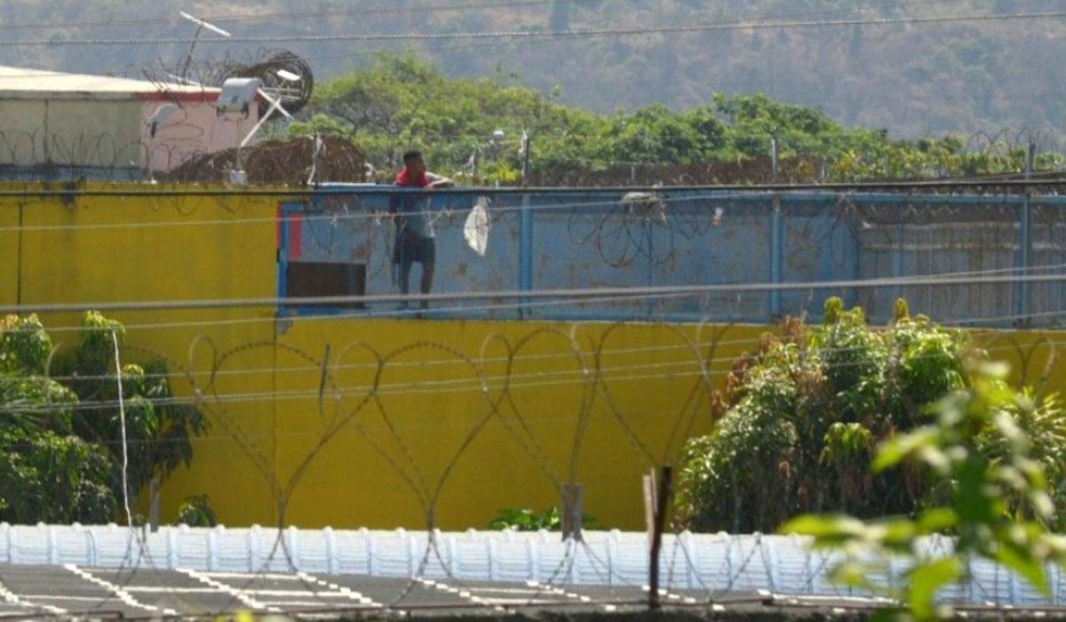 Masacre en una cárcel: murieron 100 presos