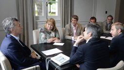 Mauricio Macri tratará en Paraguay temas de energía y transporte