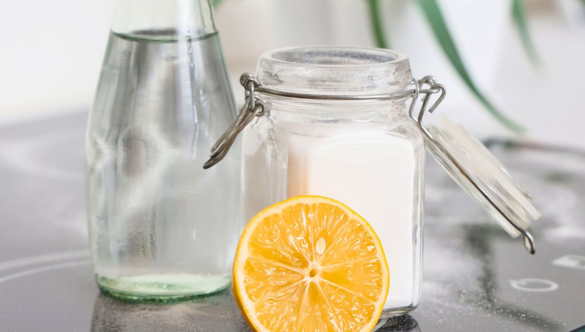 Es importante elegir bien el vinagre que vamos a usar para limpiar y el que vamos a usar para cocinar, solo el de alimentos es apto para consumo. Es importante elegir bien el vinagre que vamos a usar para limpiar y el que vamos a usar para cocinar, solo el de alimentos es apto para consumo.