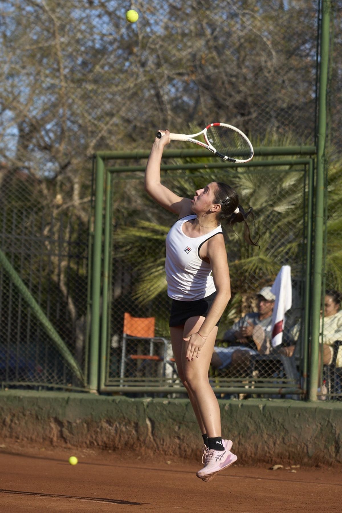 Malena Lucero es finalista en damas.