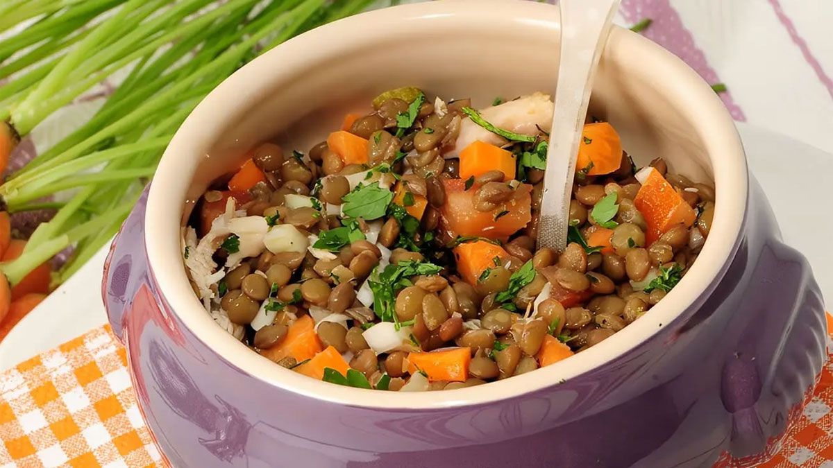 La receta de lentejas en escabeche son especiales para comer de entrada. La receta de lentejas en escabeche son especiales para comer de entrada.