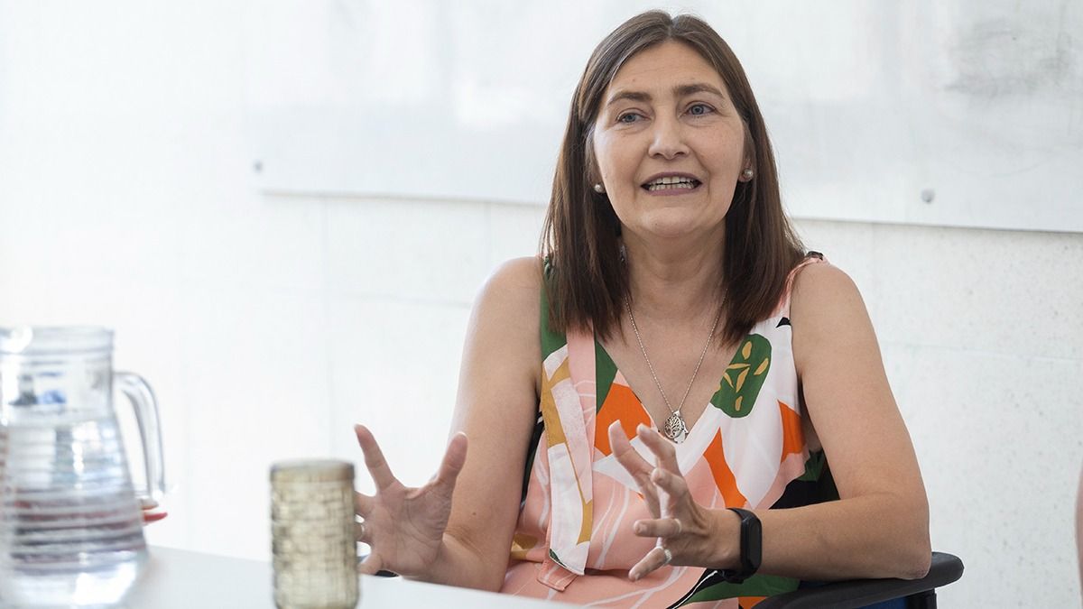 Gema Pont es profesora de Geografía y acompaña esta original iniciativa de sus alumnos. Gema Pont es profesora de Geografía y acompaña esta original iniciativa de sus alumnos.