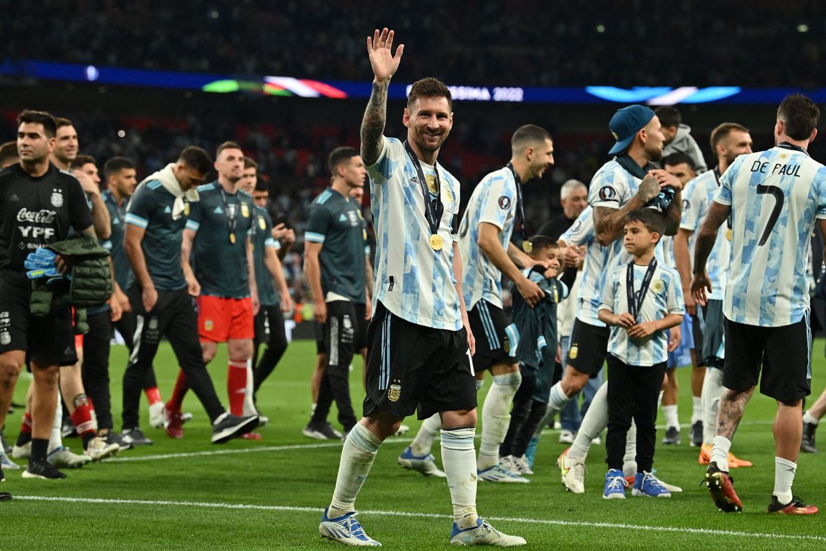 Lionel Messi celebró su título número 40 y el cuarto con la Selección Argentina